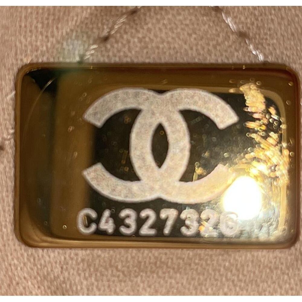 Chanel 22 Chain Hobo Quilted Calfskin #256596C47B - Picture 8 of 8